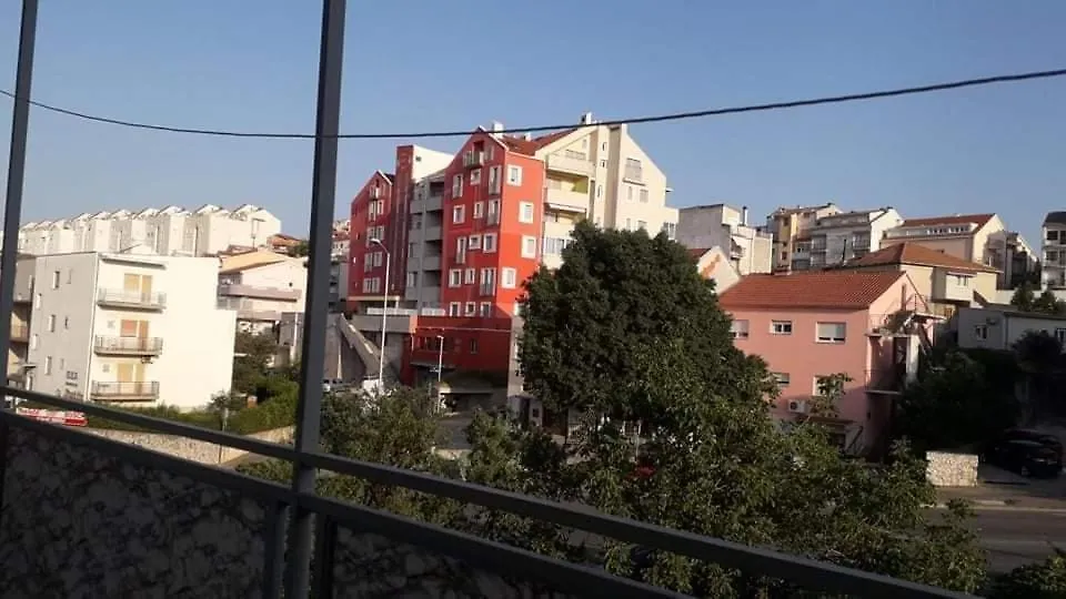 Barbara Apartment Split
