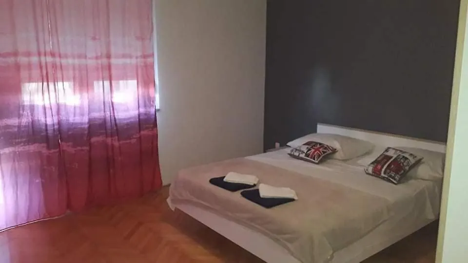 Barbara Apartment Split